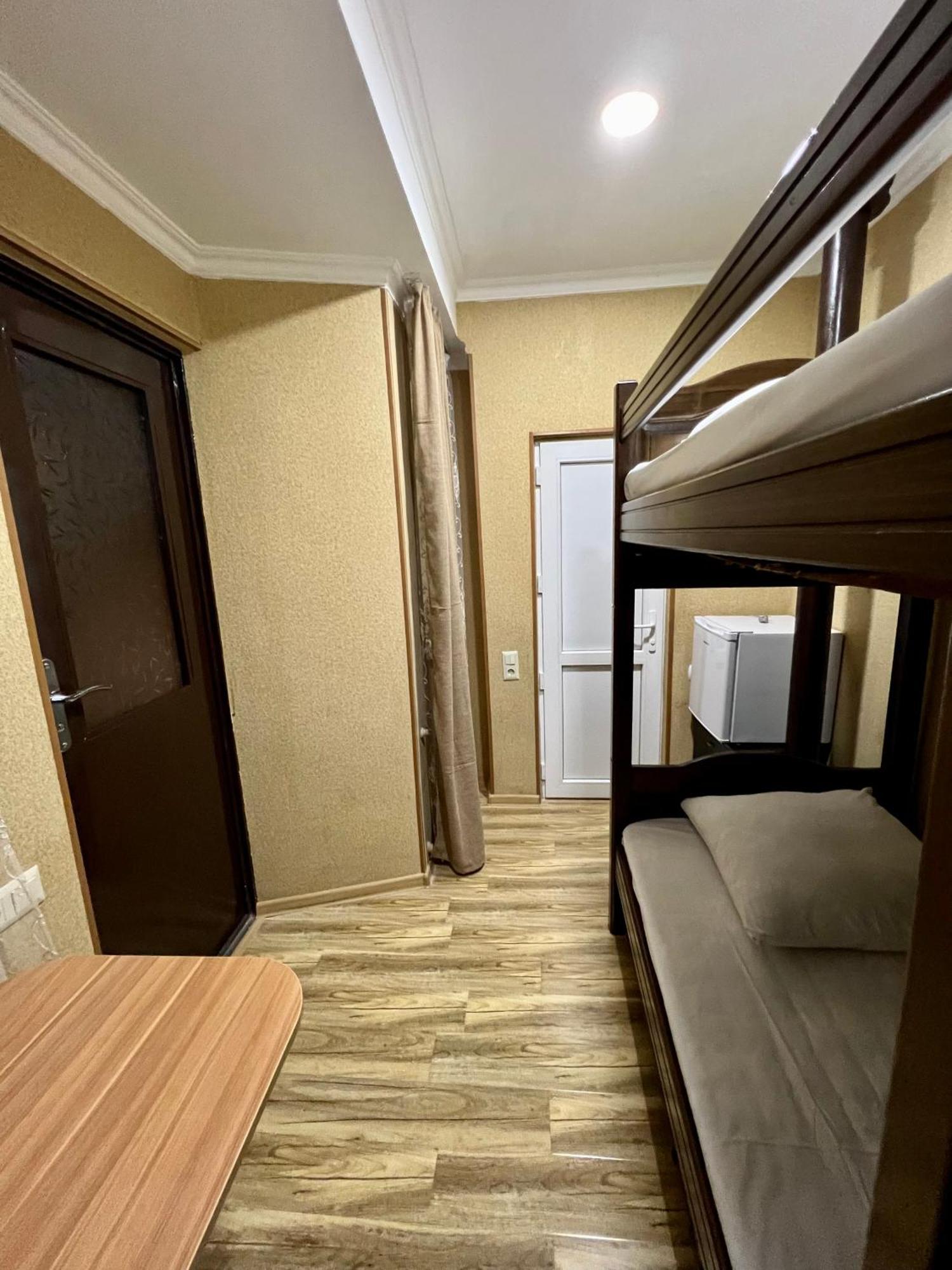 Guest House - Avlabari Tbilisi Exterior foto